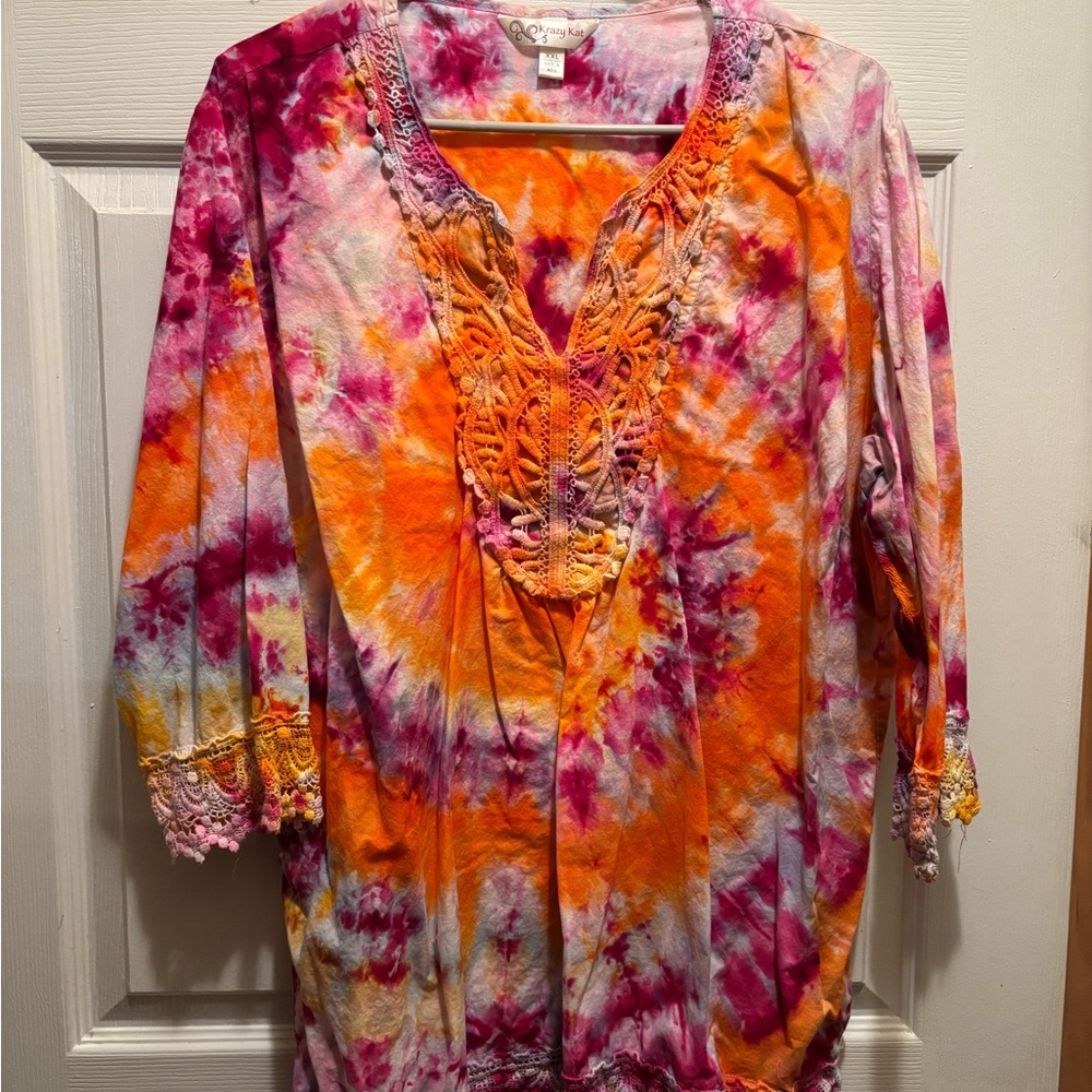 🌻Krazy Kat Pink and Orange Embellished 3/4 Sleeve Tunic